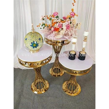 cake table plinth
