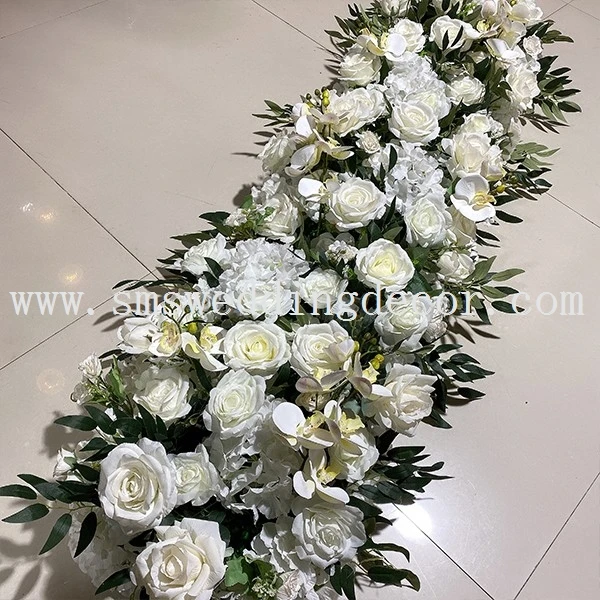 table runner floral