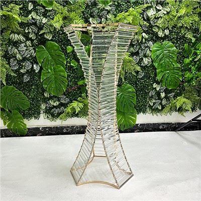 คริสตัลอะคริลิกกลางงานแต่งงาน