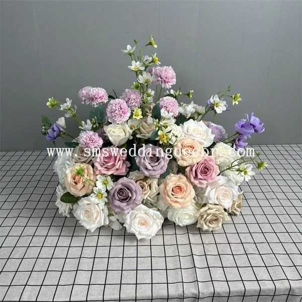 white floral table arrangements